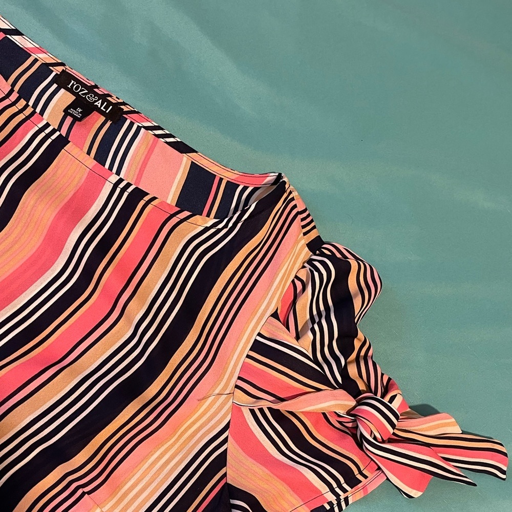 Striped Top - Picture 2 of 3